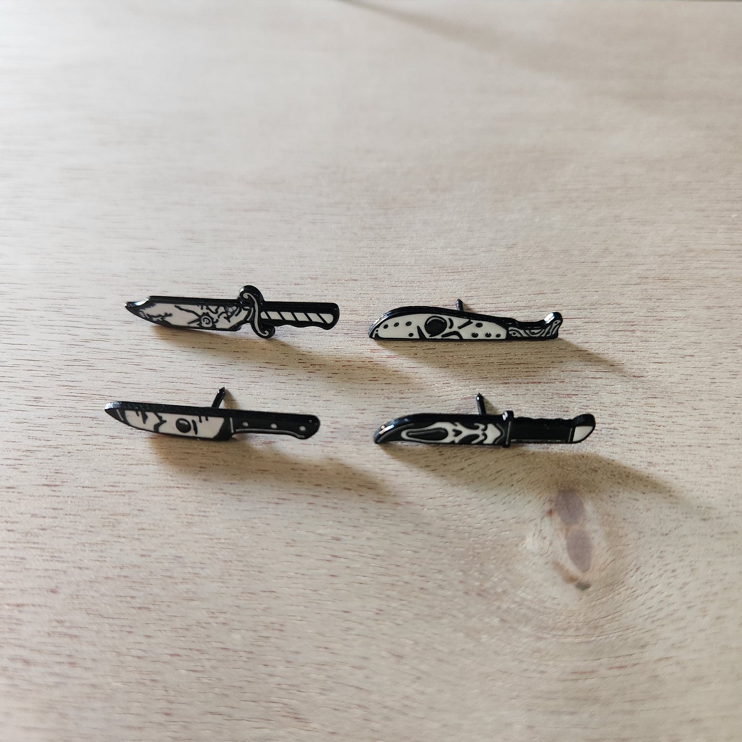 Horror Knives Pin Set